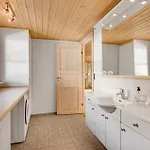 2 Bedroom Lovely In בית נופש