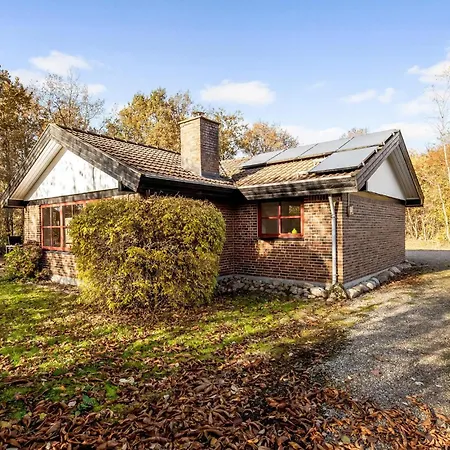 2 Bedroom Lovely In